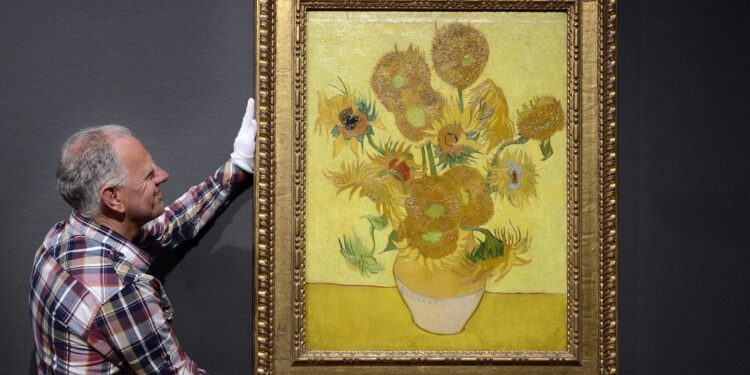 Van Gogh’s Yellow: An Original Review of the “Yellow. Beyond Van Gogh’s Colour” Exhibition (2026)