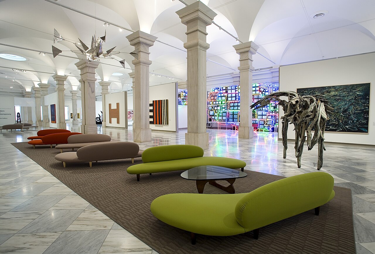 Smithsonian’s “Unhidden Heroines” AR Project: Rewriting Public Memory on the National Mall